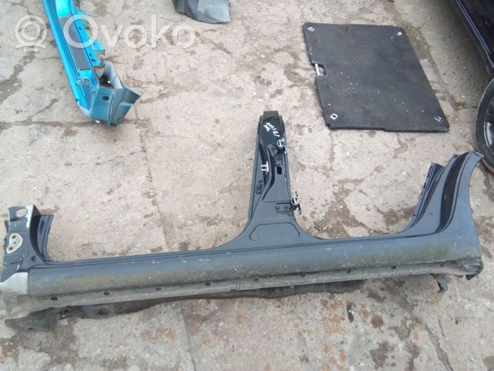 Toyota Auris 150 Sill 