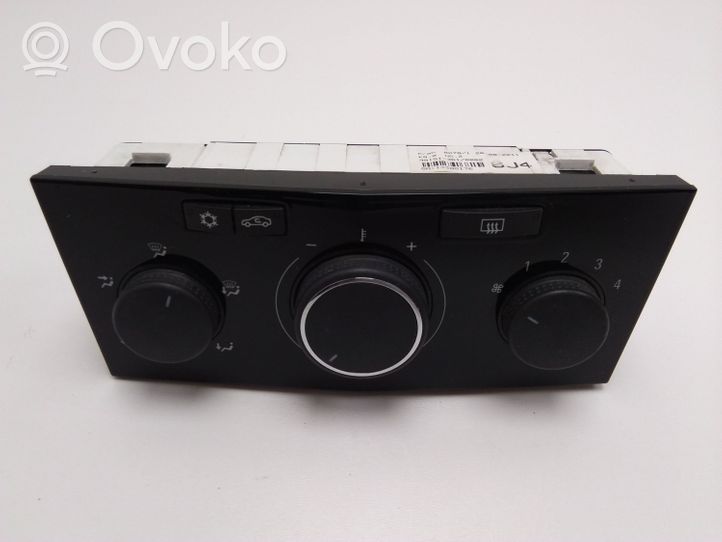 Opel Antara Radio/CD/DVD/GPS-pääyksikkö 13301077