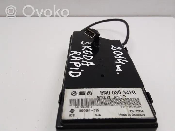 Skoda Rapid (NH) Câble adaptateur AUX 5N0035342G