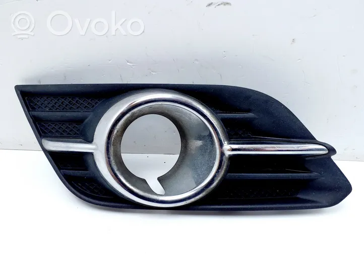 Opel Mokka X Rejilla inferior del parachoques delantero 95470234