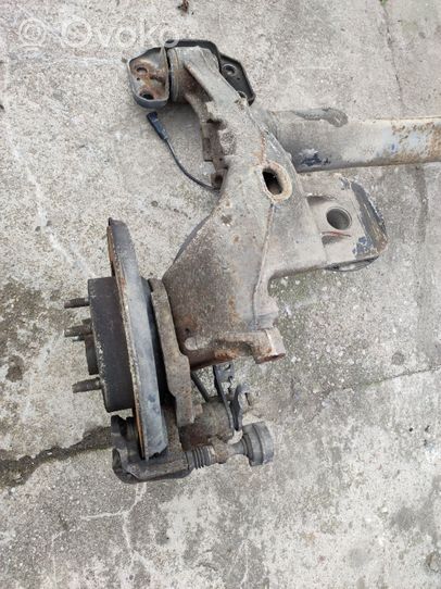 Opel Zafira C Rear axle beam 