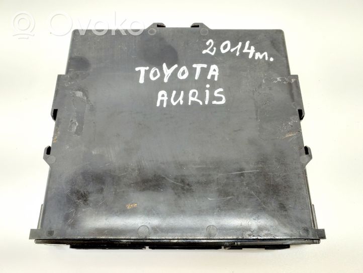 Toyota Auris E180 Autres dispositifs 8926102011