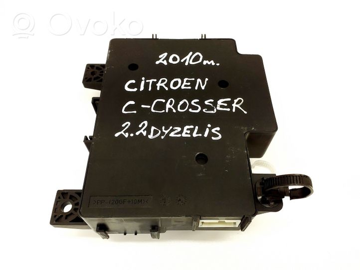 Citroen C-Crosser Scatola di montaggio relè 8637A322