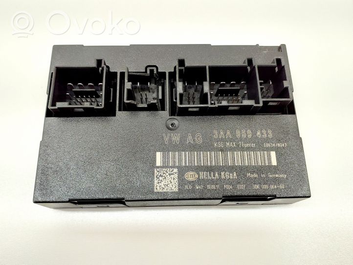 Volkswagen PASSAT B7 Central body control module 3AA959433