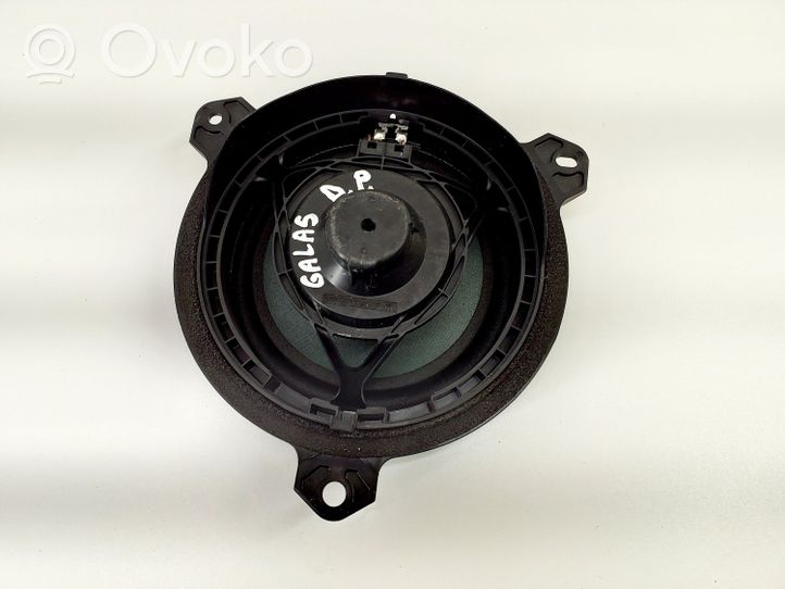 Toyota RAV 4 (XA40) Garsiakalbis (-iai) galinėse duryse 8616052331