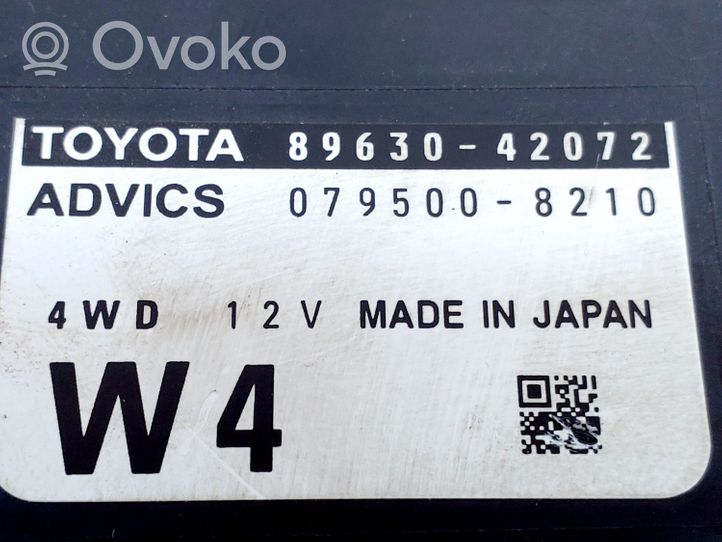 Toyota RAV 4 (XA40) Muut laitteet 8963042072