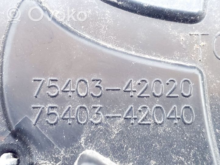 Toyota RAV 4 (XA40) Insignia/letras de modelo de fabricante 7540342020