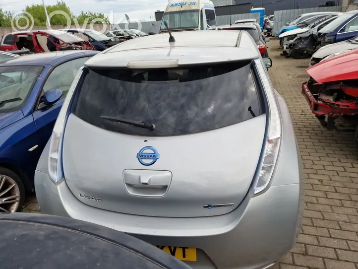 Nissan Leaf I (ZE0) Couvercle de coffre 