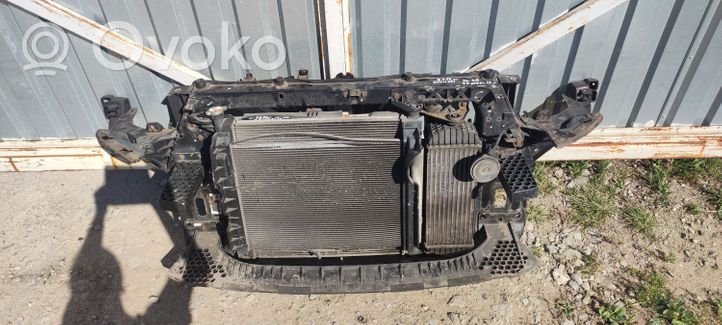 Hyundai ix35 Pannello di supporto del radiatore 641102Y000