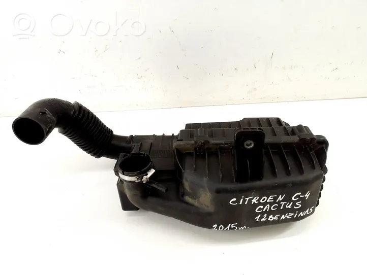 Citroen C4 Cactus Boîtier de filtre à air 9670851780