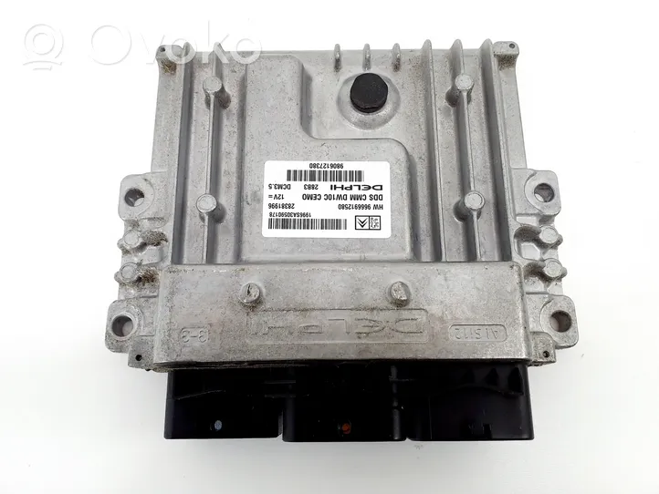 Citroen DS5 Calculateur moteur ECU 9806127380