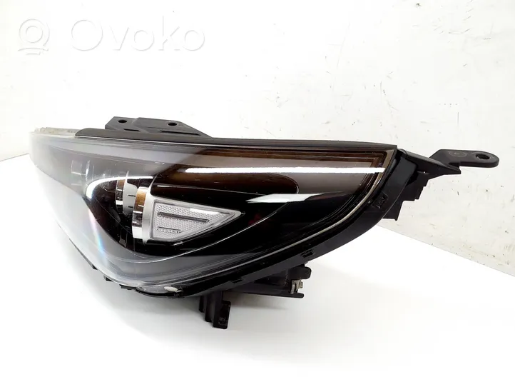 Hyundai i30 Lampa przednia 92101G4120