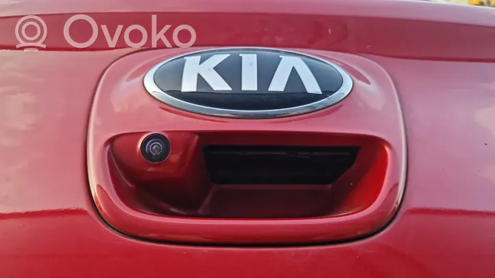 KIA Rio Takaluukun/tavaratilan kansi 