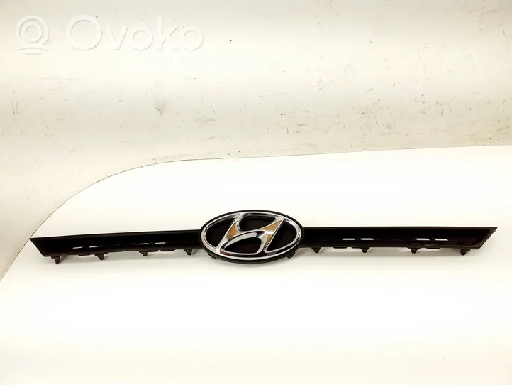 Hyundai i20 (GB IB) Grille calandre supérieure de pare-chocs avant 86351C8000