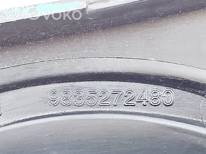 Opel Mokka B Etupuskurin ylempi jäähdytinsäleikkö 9853801080