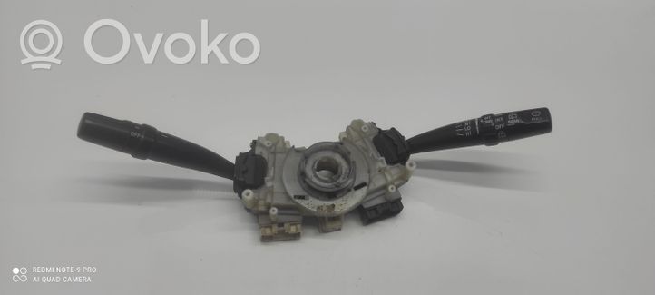 Toyota Avensis T220 Rokturu komplekts 96229005