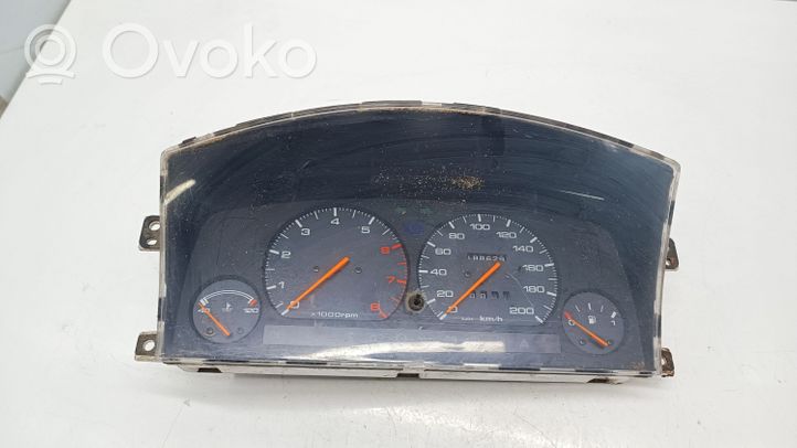 Mazda 626 Tachimetro (quadro strumenti) GJ89E