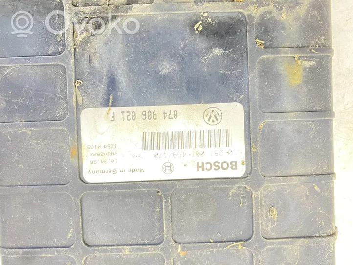 Volkswagen Transporter - Caravelle T3 Komputer / Sterownik ECU silnika 074906021F