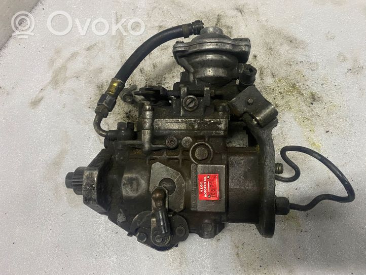 Opel Omega B1 Fuel injection high pressure pump 0460404037