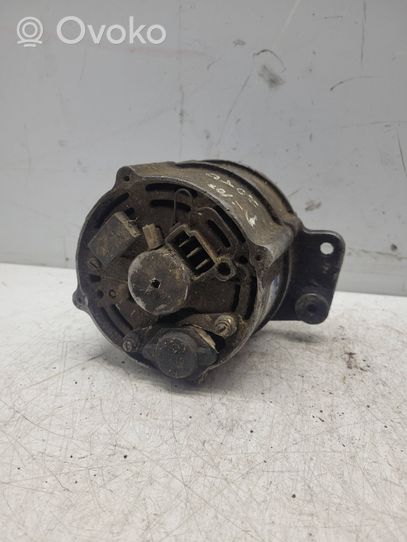 Audi 100 200 5000 C3 Generatore/alternatore 