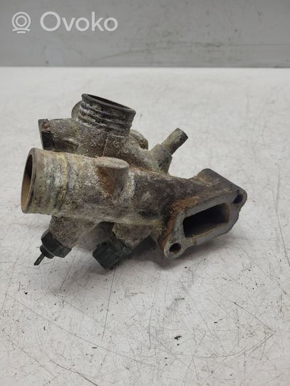 BMW 5 E34 Termostatas/ termostato korpusas 1265058