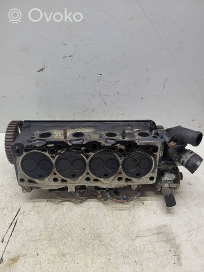 Volkswagen Polo II 86C 2F Engine head 031103373