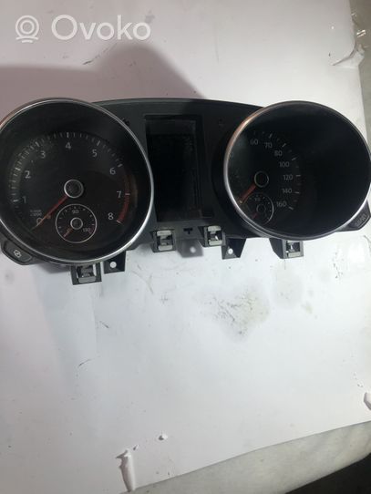 Volkswagen Golf VI Speedometer (instrument cluster) 5K0920960H