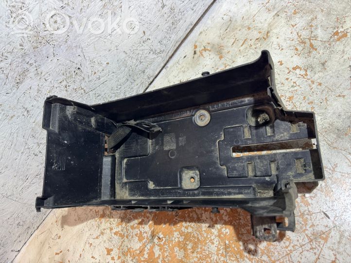 Opel Insignia A Boîte de batterie 13255614