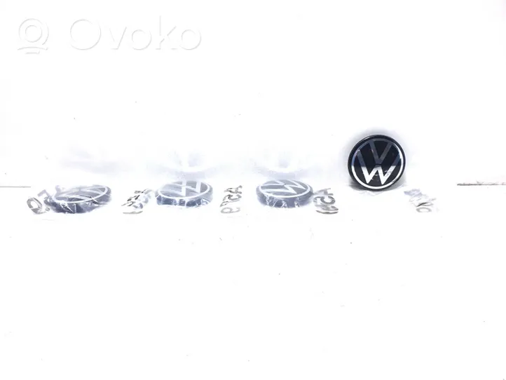 Volkswagen Golf VIII Rūpnīcas varianta diska centra vāciņš (-i) 5H0601171