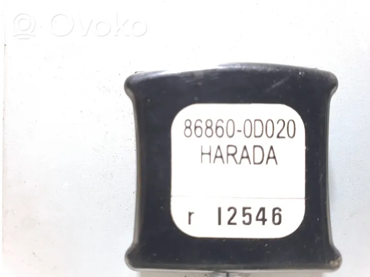 Toyota Yaris Wzmacniacz anteny 86860-0D020