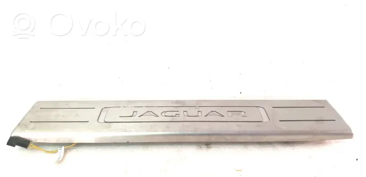 Jaguar XJ X351 Listwa progowa tylna AW93-13201-AE