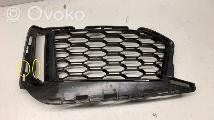 BMW M5 F90 Front fog light trim/grill 51118063421