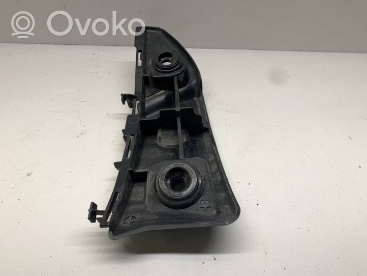 Mercedes-Benz A W176 Uchwyt / Mocowanie zderzaka tylnego A1768850265