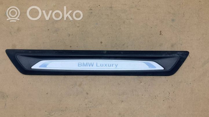 BMW X4 G02 Priekinio slenksčio apdaila (vidinė) 7260929