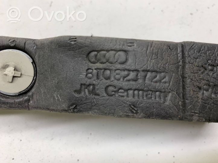 Audi A5 8T 8F Muu moottoritilan osa 8T0823722