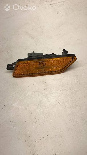 Porsche Macan Indicatore di direzione del parafango anteriore 95B945119