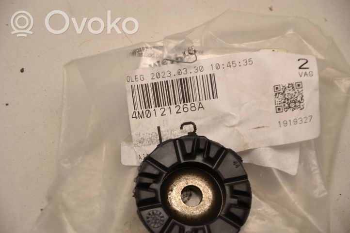 Audi Q7 4M Staffa di montaggio del radiatore 4M0121268A