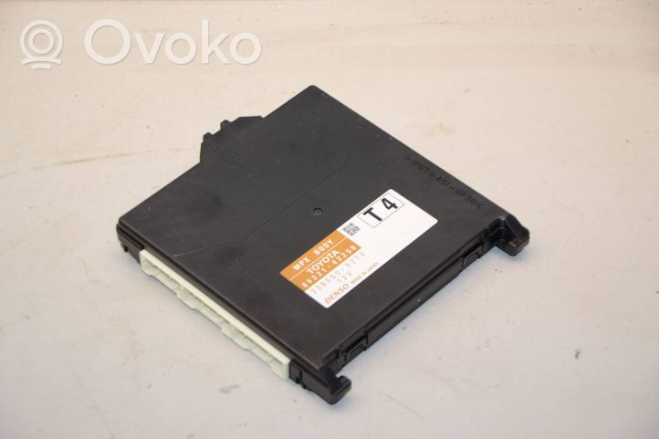 Toyota RAV 4 (XA40) Module de fusibles 8922142250