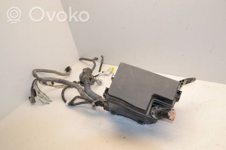 Toyota RAV 4 (XA40) Modulo fusibile 8266242601