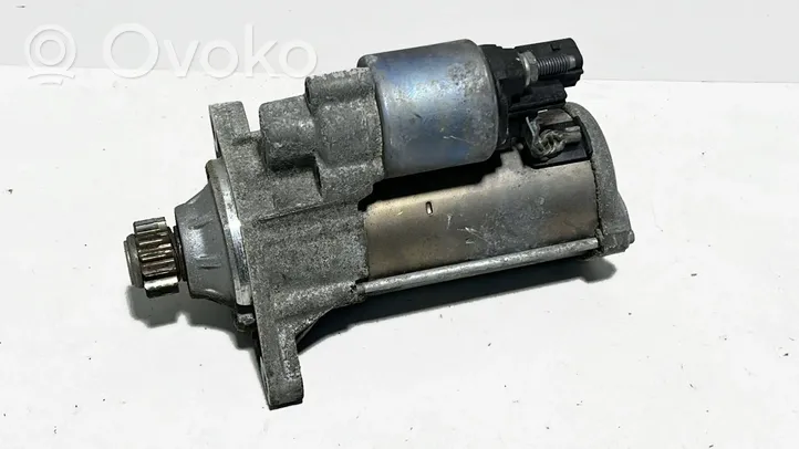 Skoda Octavia Mk3 (5E) Rozrusznik 02E911024B
