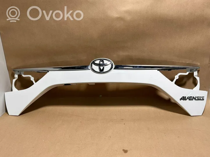 Toyota Avensis T270 Rivestimento portellone 7681105110