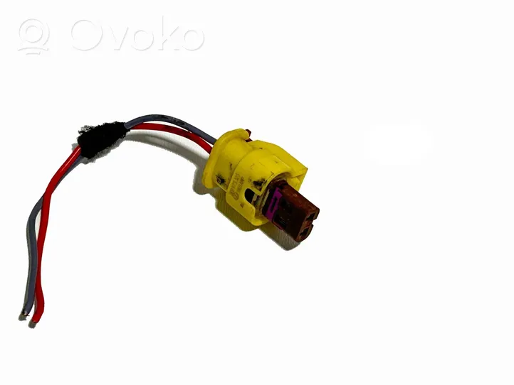 Volkswagen Golf VIII Airbag deployment crash/impact sensor 5K0973323