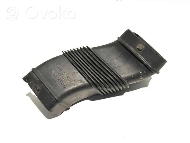 Volvo S60 Parte del condotto di aspirazione dell'aria 70368440