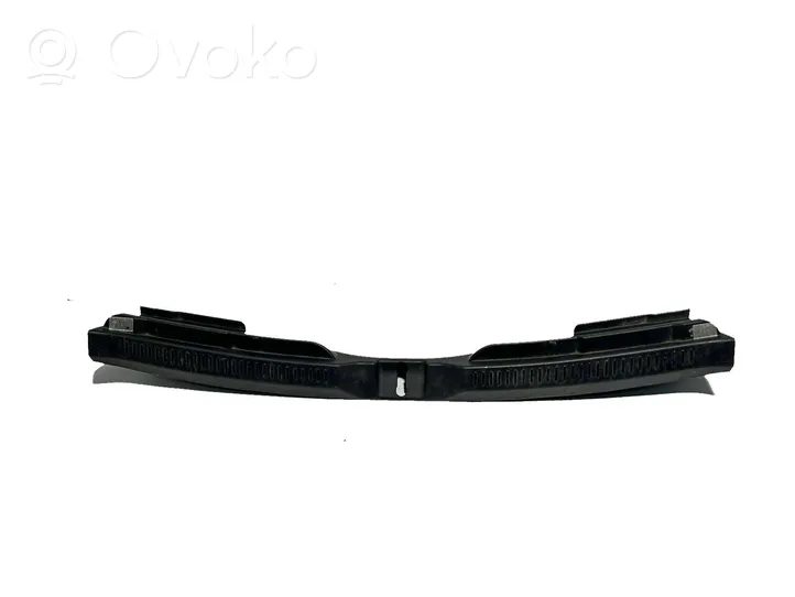 Toyota Verso Protection de seuil de coffre 647160F020