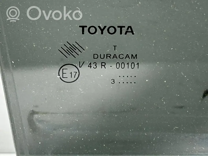 Toyota Verso Pagrindinis galinių durų stiklas 681030F040