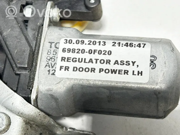 Toyota Verso Elektryczny podnośnik szyby drzwi przednich 698200F020