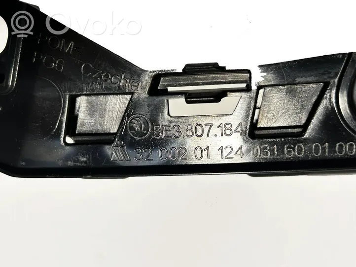 Skoda Octavia Mk4 Etupuskurin kannake 5E3807184