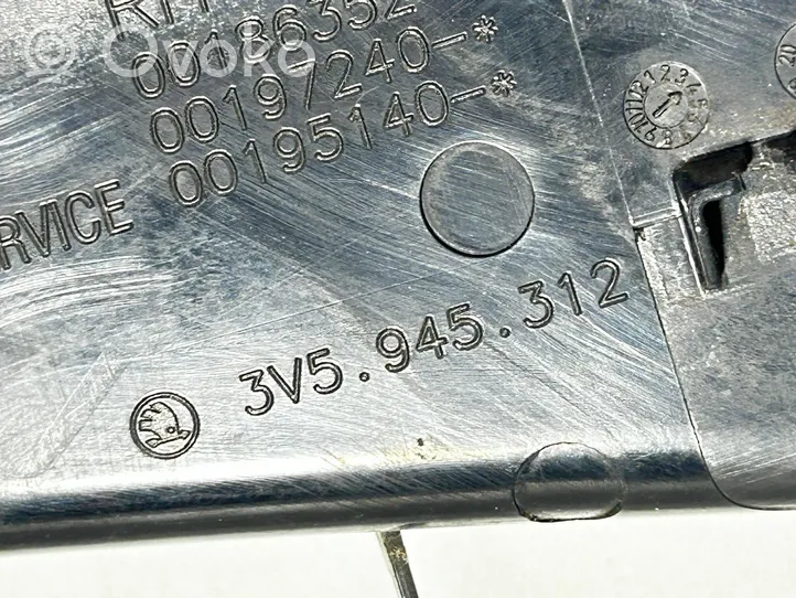 Skoda Superb B8 (3V) Pièces détachées feux arrière 3V5945312