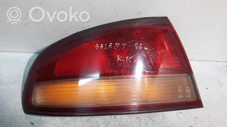 Mitsubishi Galant Luci posteriori 0431612L