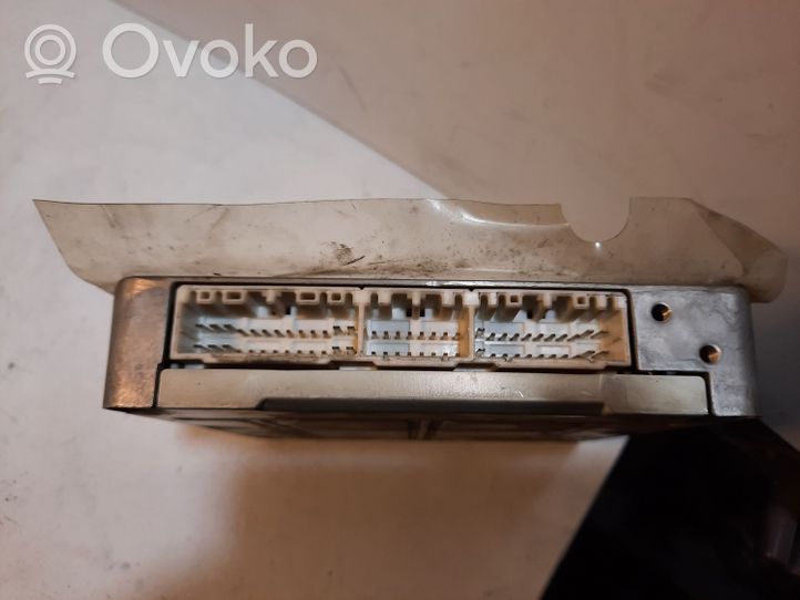 Toyota RAV 4 (XA10) Sterownik / Moduł ECU 2110005950